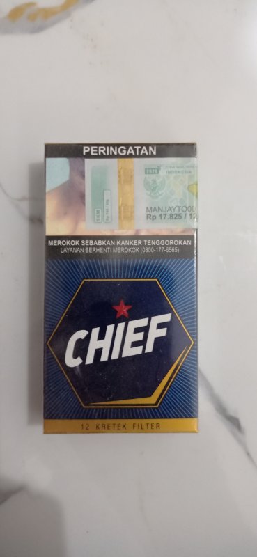 Rokok Chief 12