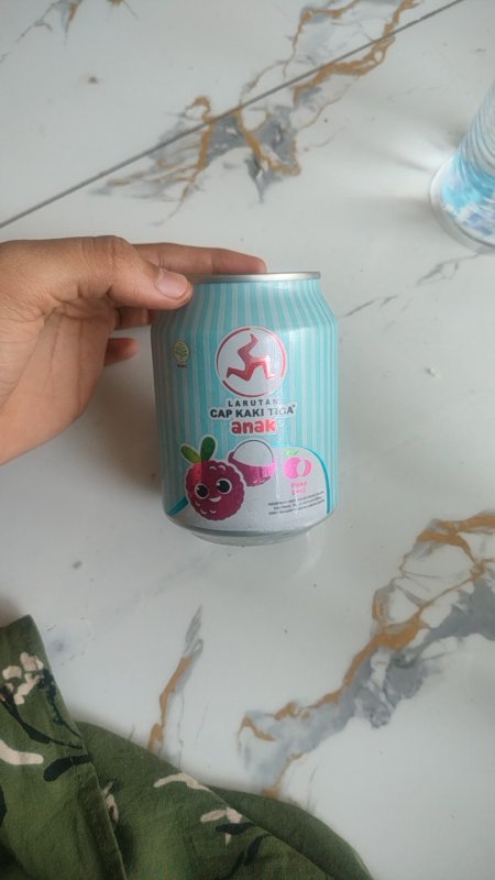 Larutan Cap Kaki Tiga Anak Rasa Leci
